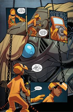 Read THE ULTIMATE CRUSADERS  1 Page 4 in English