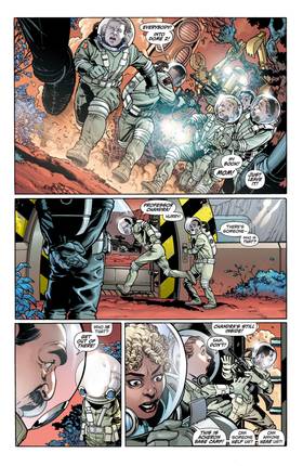 Read Action Comics (2011-)  18 Page 2 in English