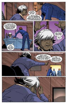 Read Batman Beyond (2010-)  7 Page 10 in English