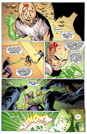 Read Batman Beyond (2011-)  3 Page 9 in English
