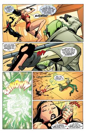 Read Batman Beyond (2011-)  4 Page 4 in English