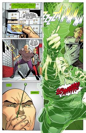 Read Batman Beyond (2011-)  2 Page 7 in English