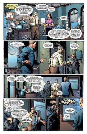 Read Batman: The Dark Knight (2010-)  1 Page 5 in English