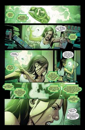 Read Justice League (2011-)  44 Page 2 in English
