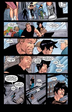 Read Midnighter (2006-)  12 Page 3 in English