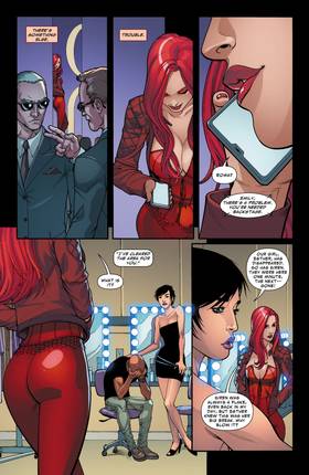 Read National Comics: Looker (2012-)  1 Page 7 in English
