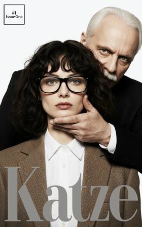 Read Katze - The Story of a Lonely Secretary  1 Page 1 in English