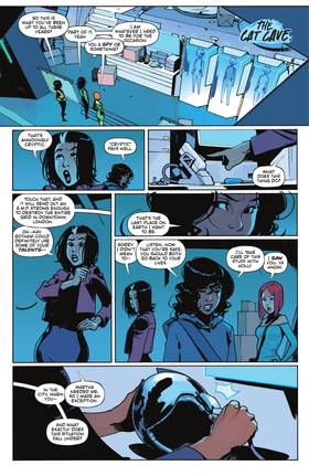 Read Absolute Catwoman (2026-)  3 Page 10 in English