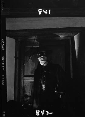 Read Zorro Remastered Edition  1 Page 9 in English