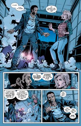Read STRONGHOLD  4 Page 8 in English