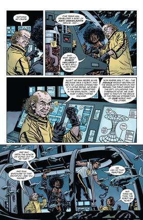 Read Giant Robot Hellboy  4 Page 7 in English
