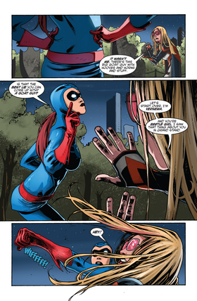 Read PUNCHLINE  3 Page 4 in English